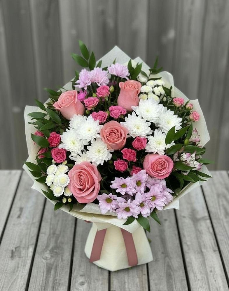 Букет цветов из: Альстромерии, Гвоздики, Розы и Хризантемы в Золотово