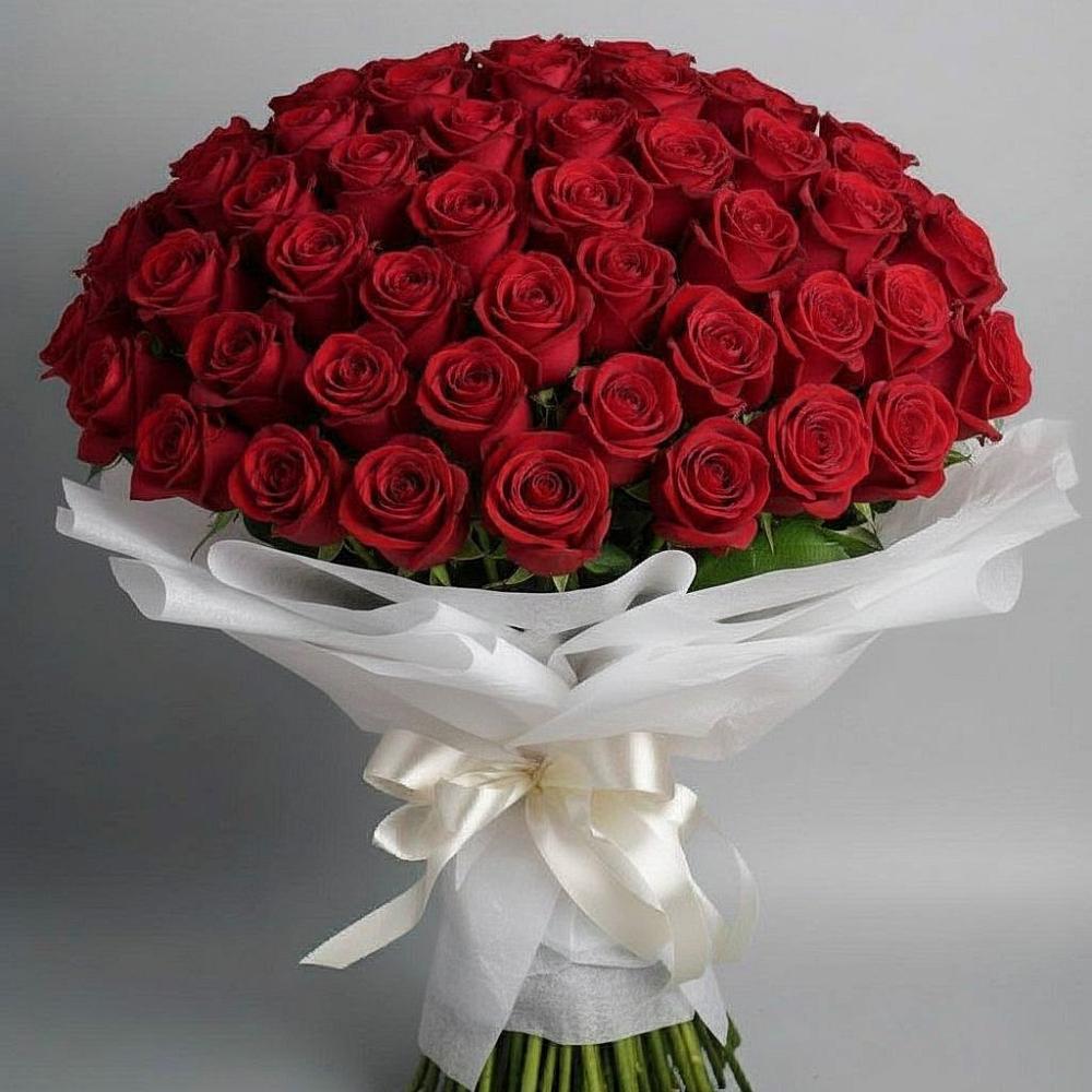 Букет 101 Красная роза Блэк Мэджик в Золотово