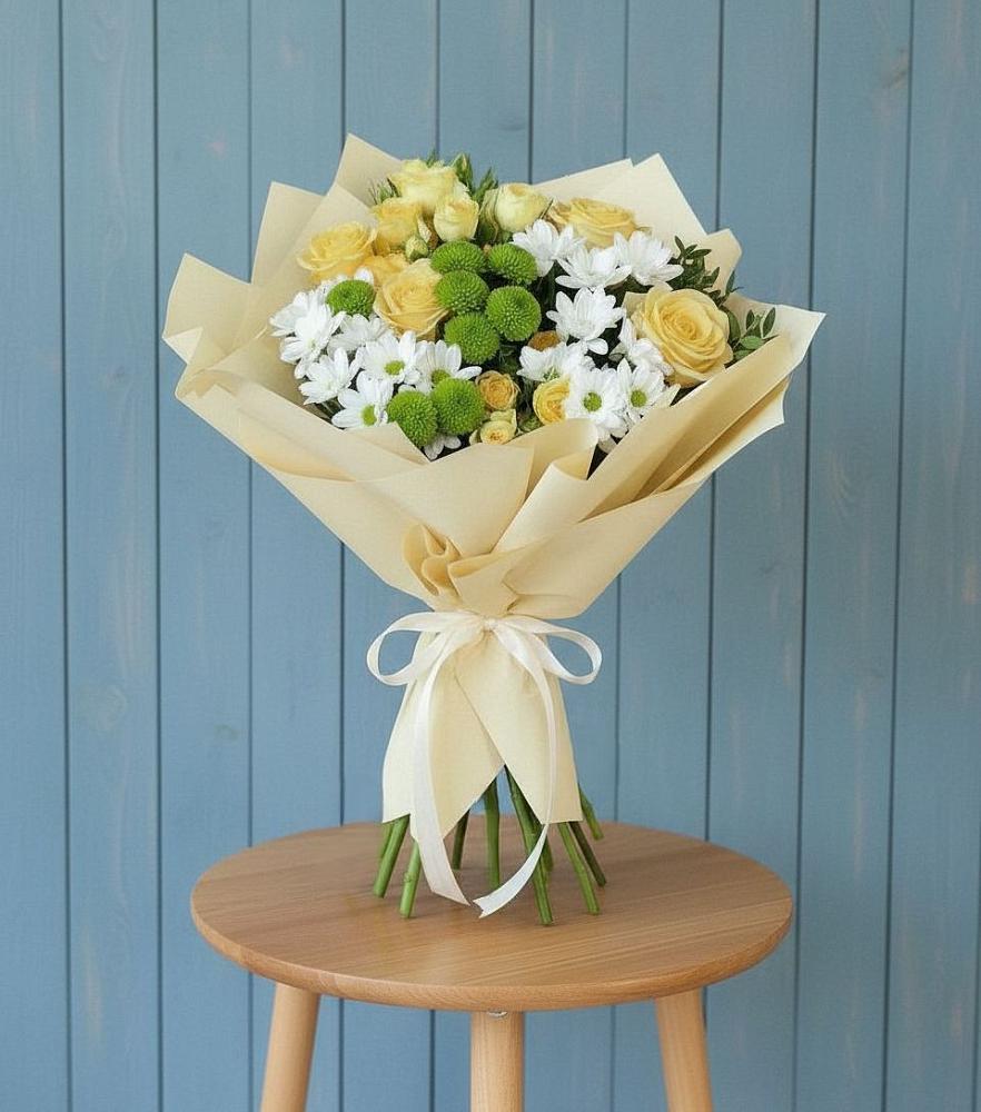 Букет цветов из: Хризантемы и Розы в Золотово