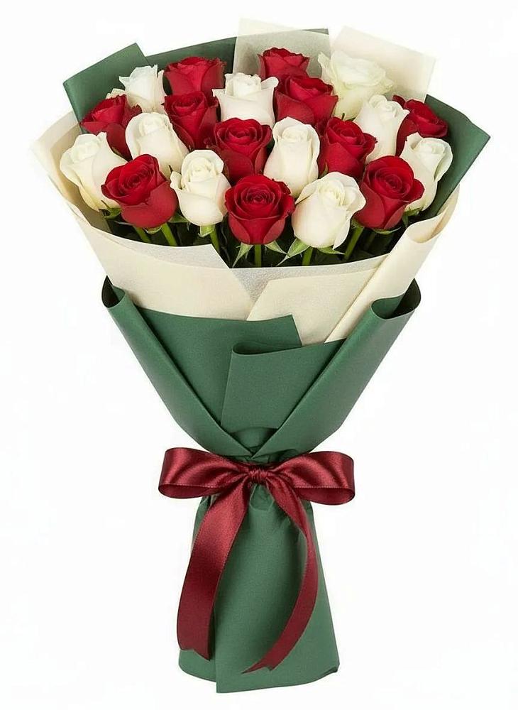 Букет Микс из красных и белых роз в Золотово