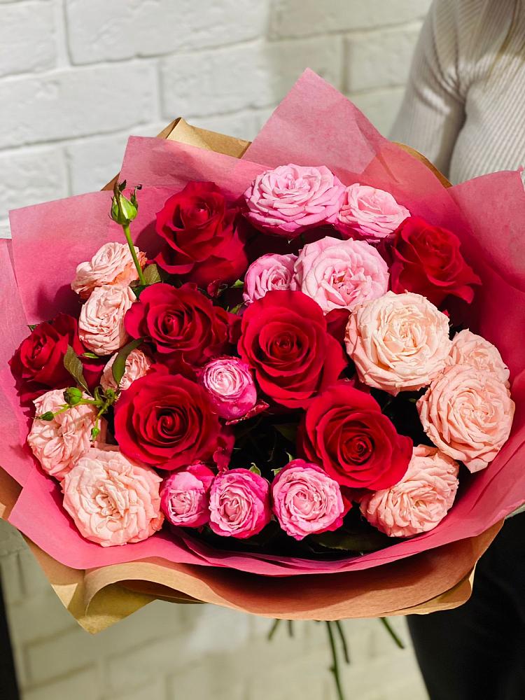 Букет цветов из: Розы в Золотово