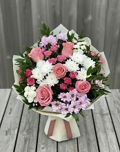 Букет цветов из:  Альстромерии, Гвоздики, Розы и Хризантемы в Золотово