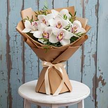 Букет цветов из:  Орхидеи и Розы в Золотово